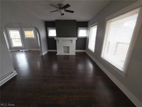 10117 Somerset Avenue Cleveland OH 44108