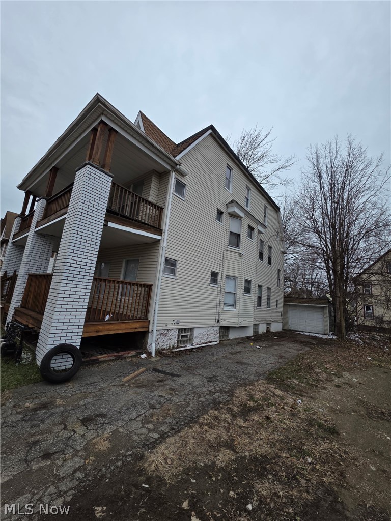 10117 Somerset Avenue Cleveland OH 44108