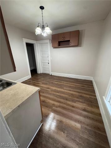 9521 Macon Avenue Cleveland OH 44102