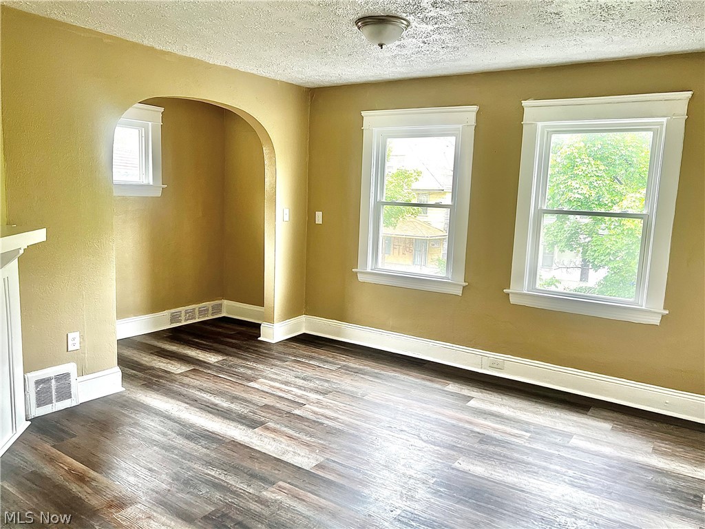 10908 Tacoma Avenue Cleveland OH 44108