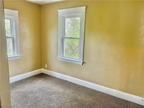 10908 Tacoma Avenue Cleveland OH 44108