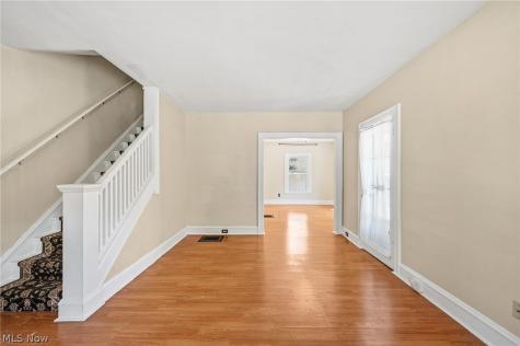 1415-1417 Lakewood Avenue Lakewood OH 44107