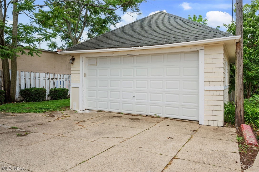 1415-1417 Lakewood Avenue Lakewood OH 44107