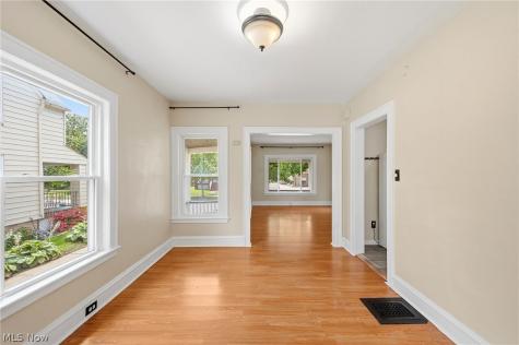 1415-1417 Lakewood Avenue Lakewood OH 44107