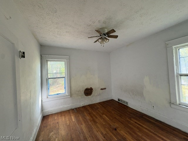 10114 Parkgate Avenue Cleveland OH 44108