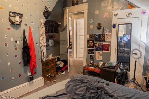 6004 Lexington Avenue Cleveland OH 44103