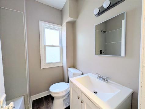 2818 E 119th Street Cleveland OH 44120