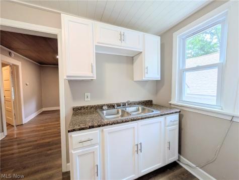 2818 E 119th Street Cleveland OH 44120