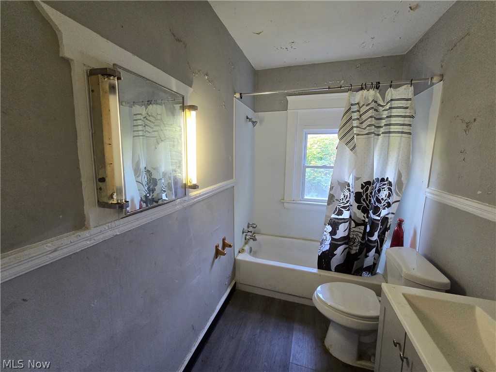 10007 North Boulevard Cleveland OH 44108