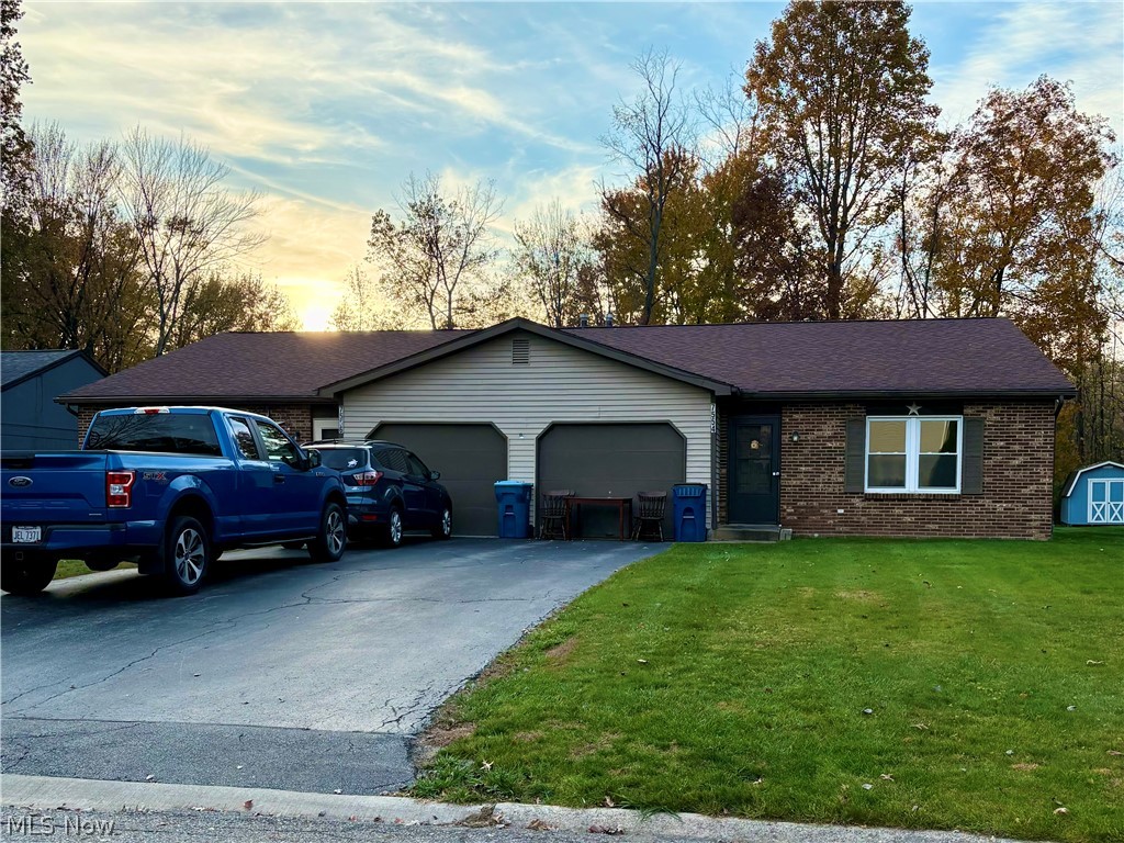 7554-7556 Pegotty Drive NE Warren OH 44484