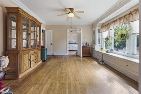890 Hamlin Street Akron OH 44320