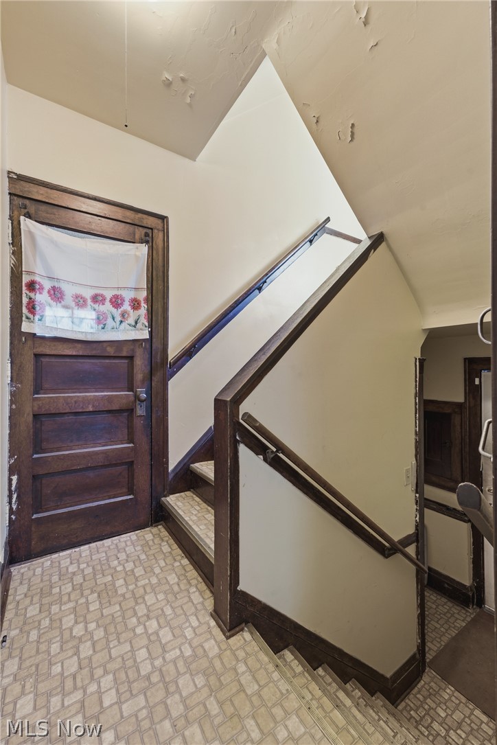 890 Hamlin Street Akron OH 44320