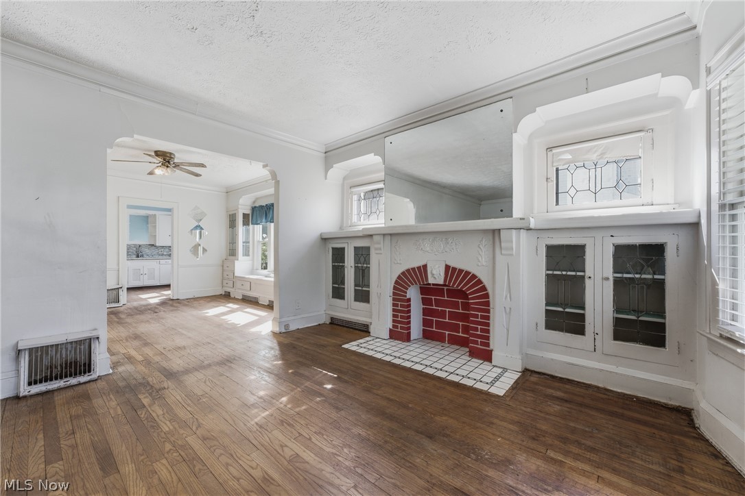 890 Hamlin Street Akron OH 44320