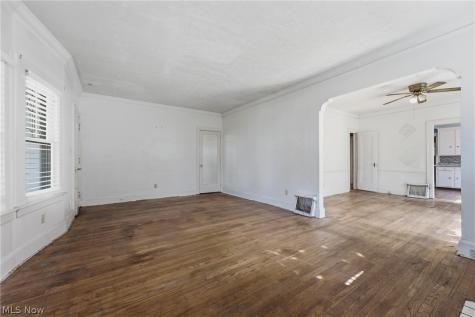 890 Hamlin Street Akron OH 44320