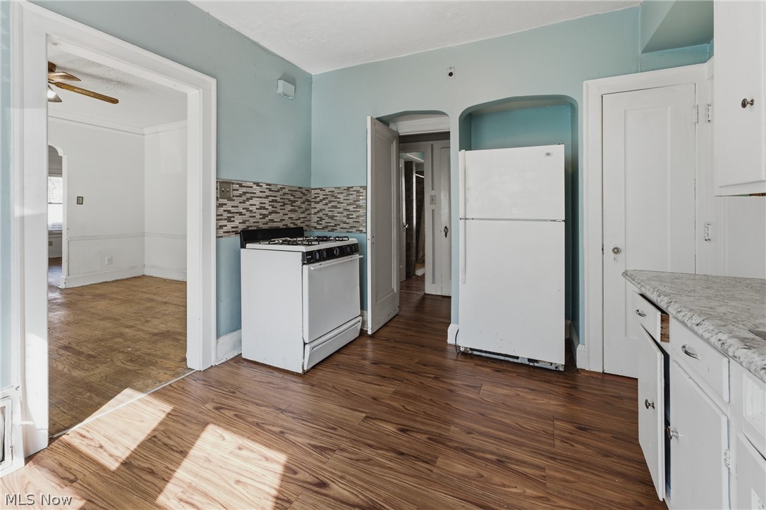 890 Hamlin Street Akron OH 44320