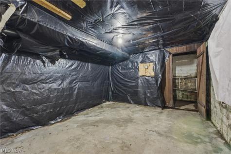 890 Hamlin Street Akron OH 44320