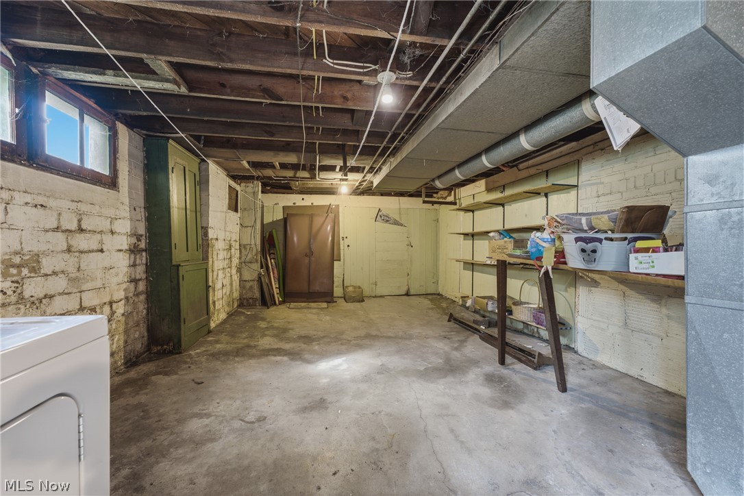 890 Hamlin Street Akron OH 44320