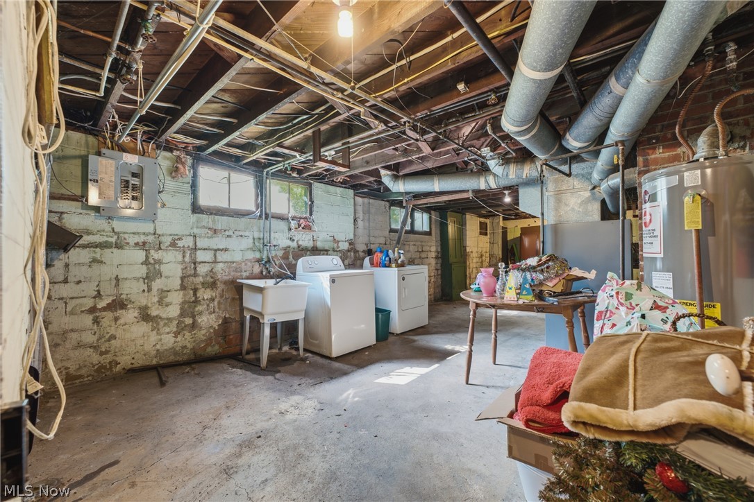 890 Hamlin Street Akron OH 44320
