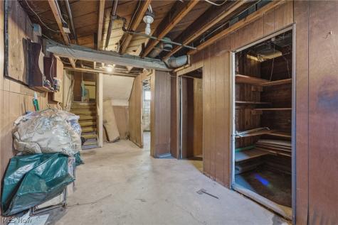 890 Hamlin Street Akron OH 44320