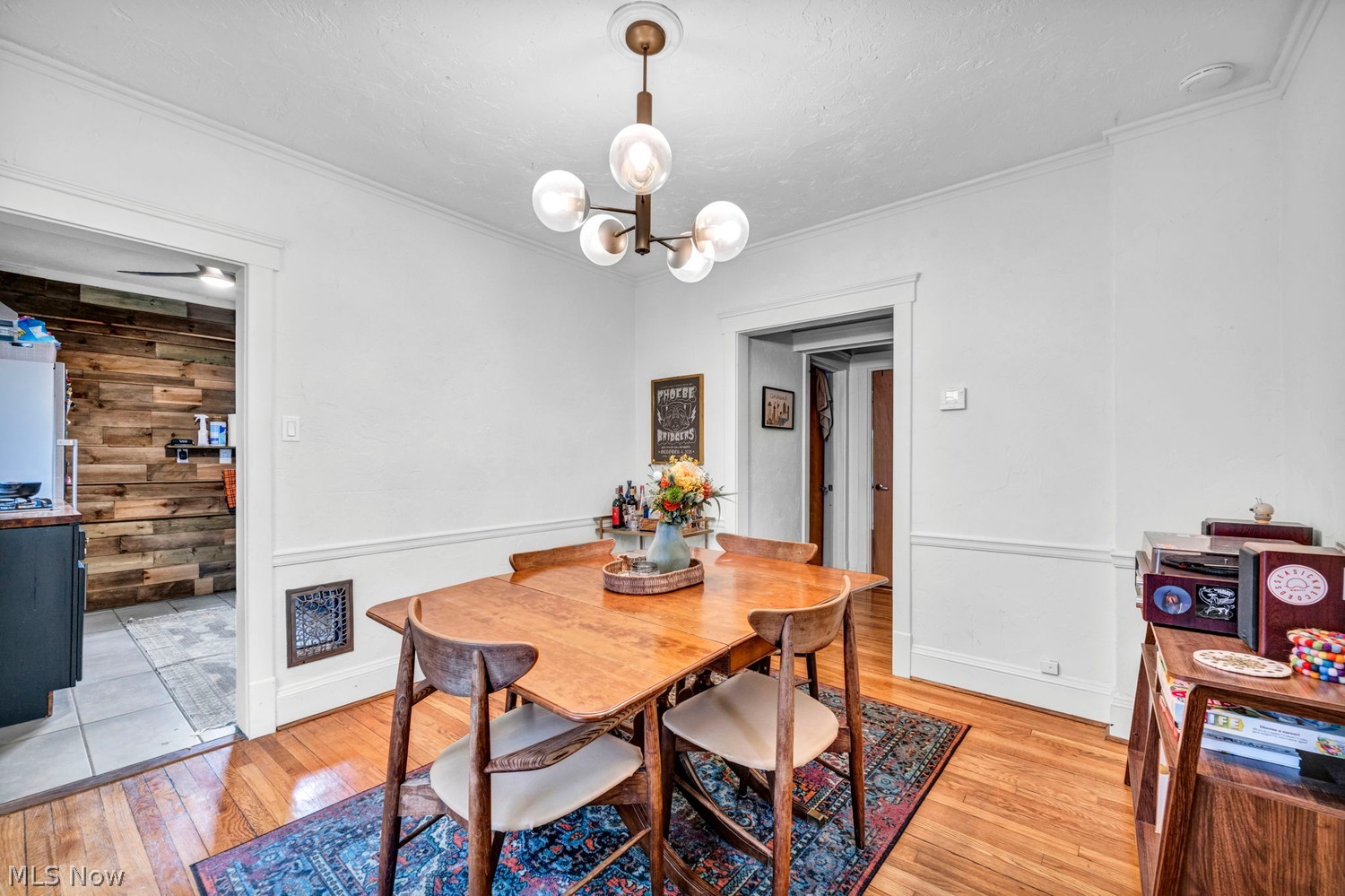 1299 Fry Avenue Lakewood OH 44107