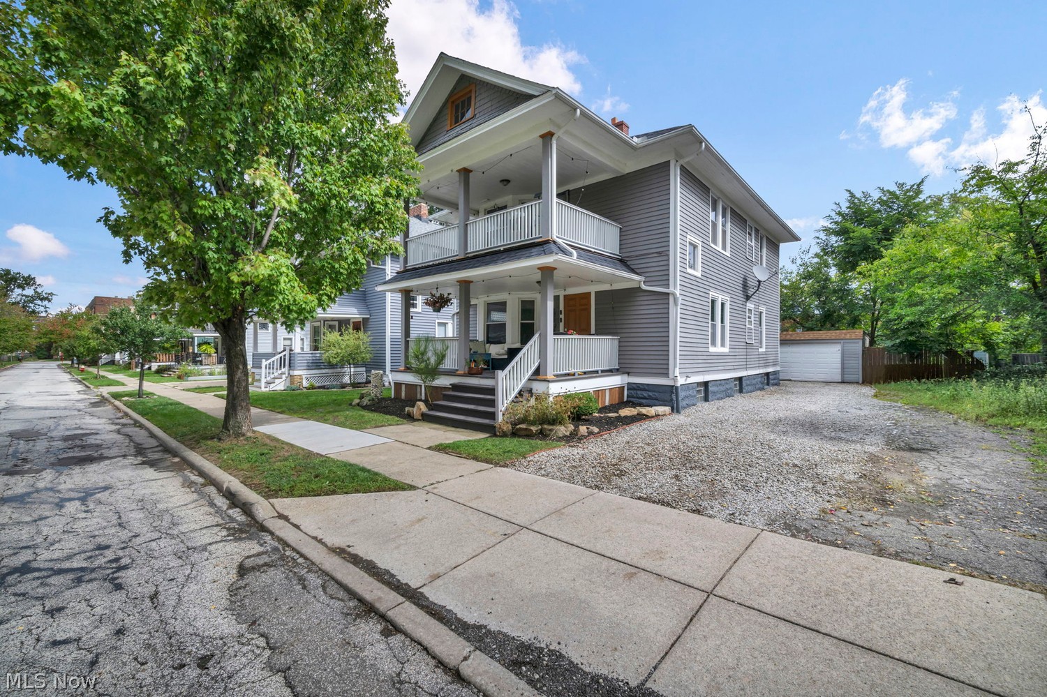 1299 Fry Avenue Lakewood OH 44107