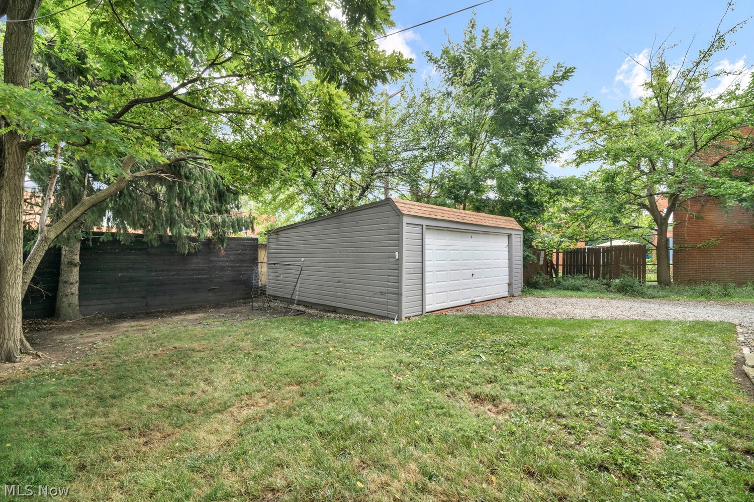 1299 Fry Avenue Lakewood OH 44107