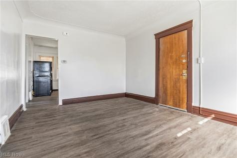 3384 W 63rd Street Cleveland OH 44102