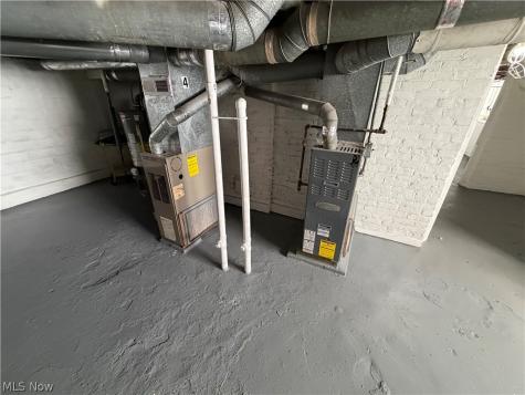 3384 W 63rd Street Cleveland OH 44102