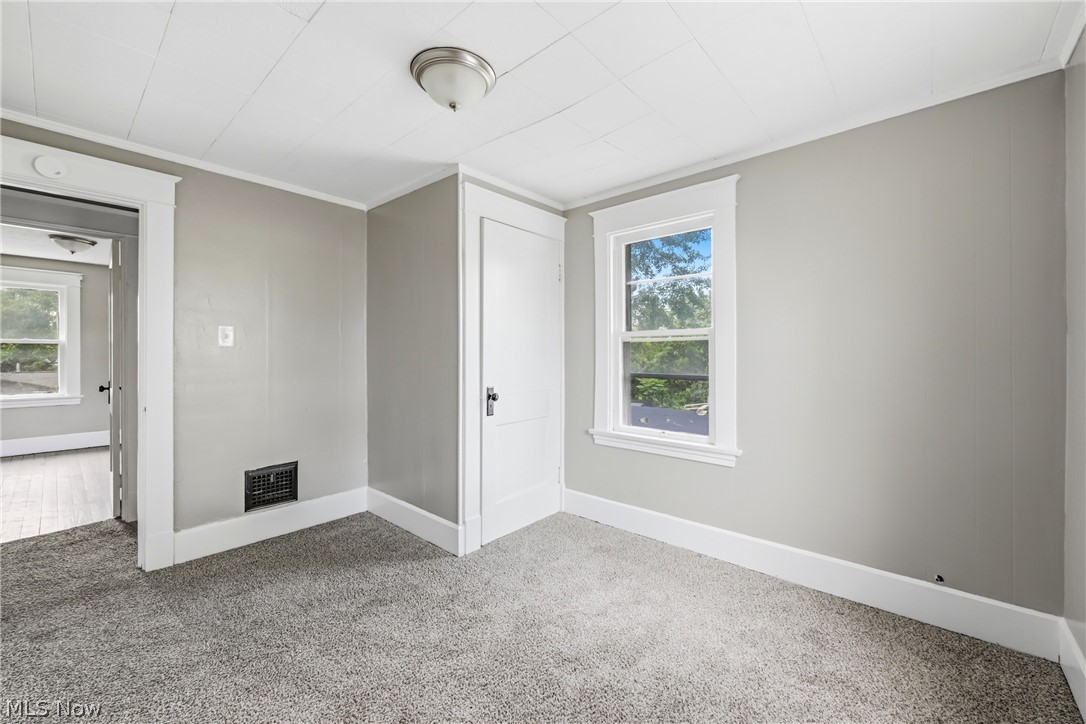 74 N Brockway Avenue Youngstown OH 44509