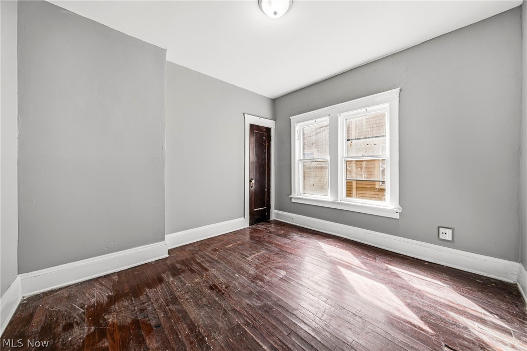 406 E 148th Street Cleveland OH 44110