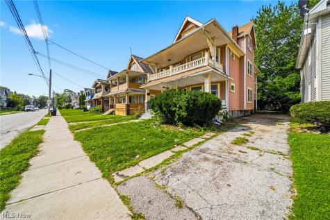 406 E 148th Street Cleveland OH 44110