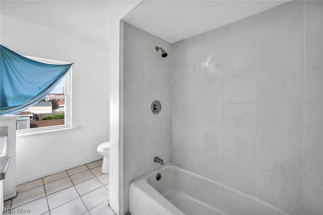3408 Riverside Avenue Cleveland OH 44109