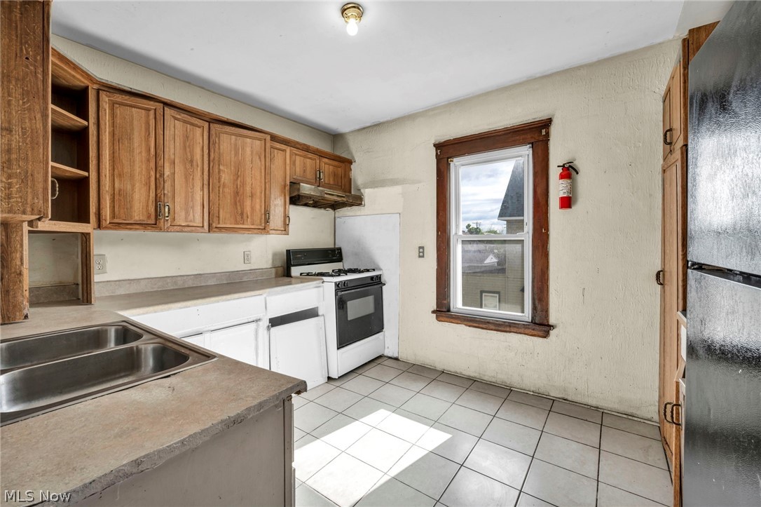 3408 Riverside Avenue Cleveland OH 44109