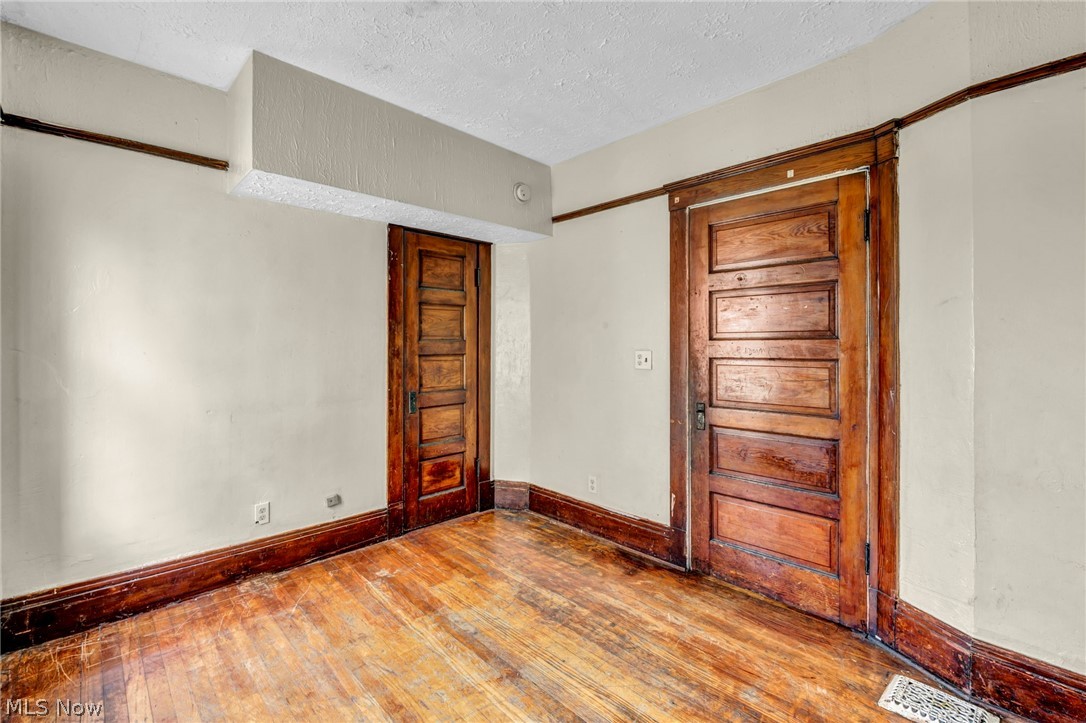 3408 Riverside Avenue Cleveland OH 44109