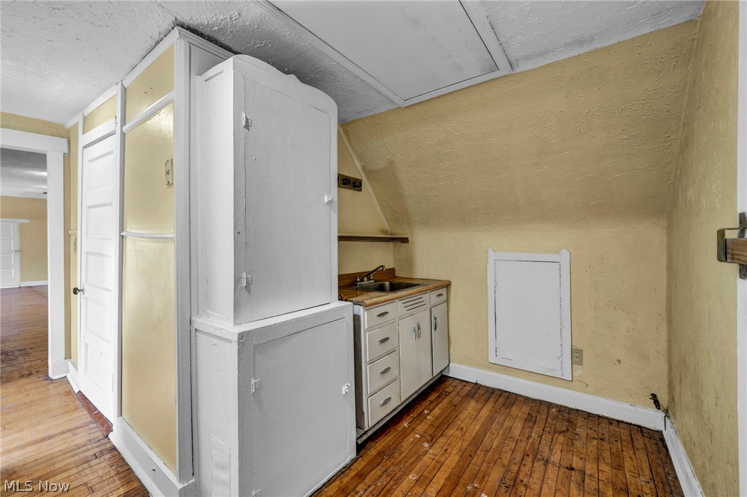 3408 Riverside Avenue Cleveland OH 44109