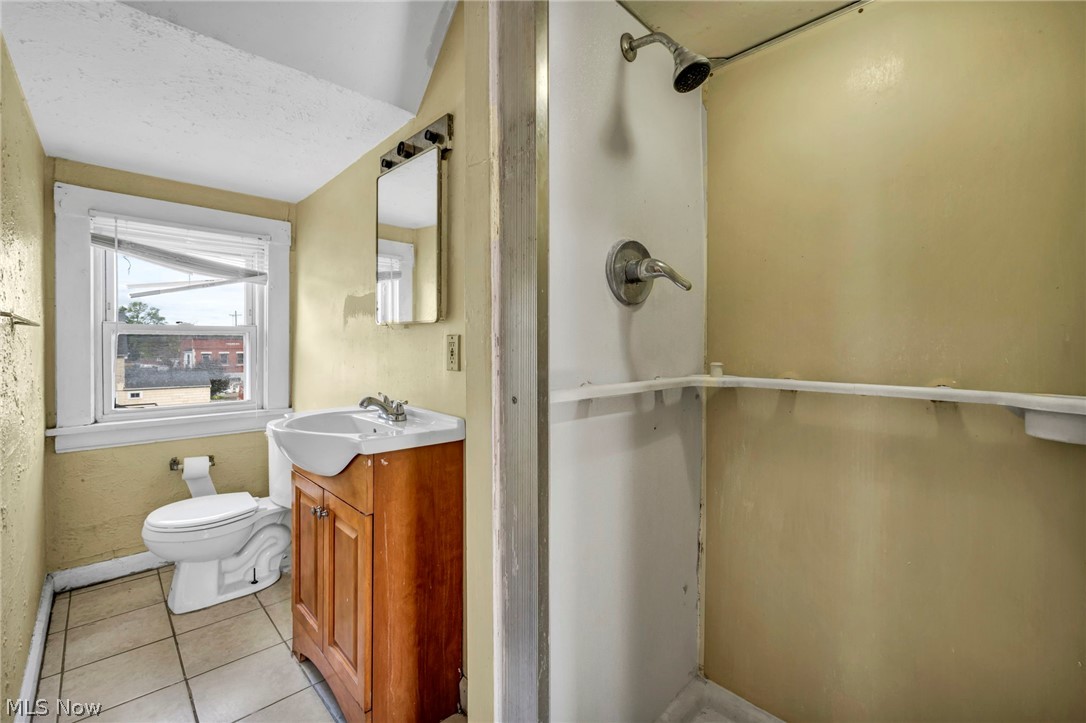 3408 Riverside Avenue Cleveland OH 44109