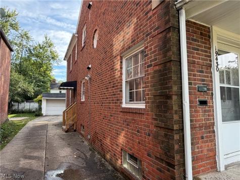 19430 Winslow Road Shaker Heights OH 44122