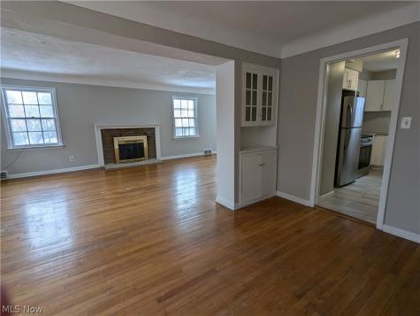 19430 Winslow Road Shaker Heights OH 44122