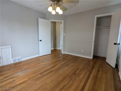 19430 Winslow Road Shaker Heights OH 44122