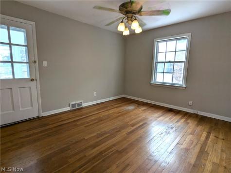 19430 Winslow Road Shaker Heights OH 44122