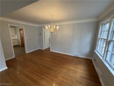 19430 Winslow Road Shaker Heights OH 44122