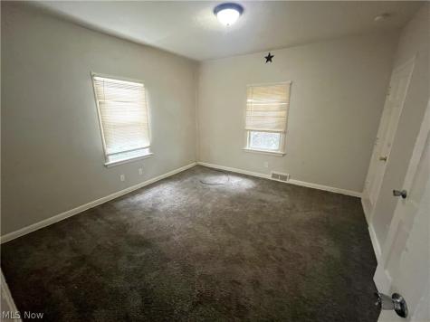 805 S Linden Avenue Alliance OH 44601
