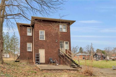 2417-2419 Elm Street Youngstown OH 44505