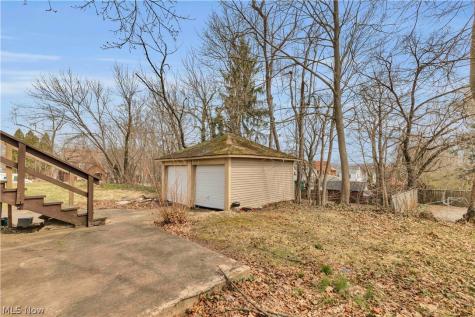 2417-2419 Elm Street Youngstown OH 44505