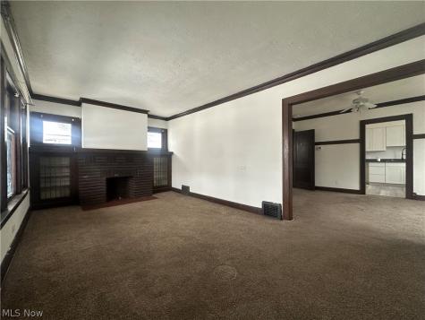 457 E 147th Street Cleveland OH 44110