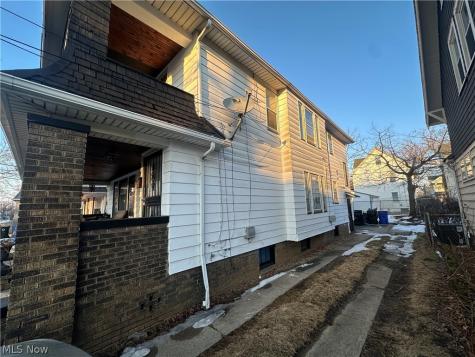 457 E 147th Street Cleveland OH 44110