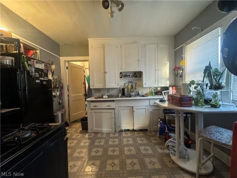 457 E 147th Street Cleveland OH 44110