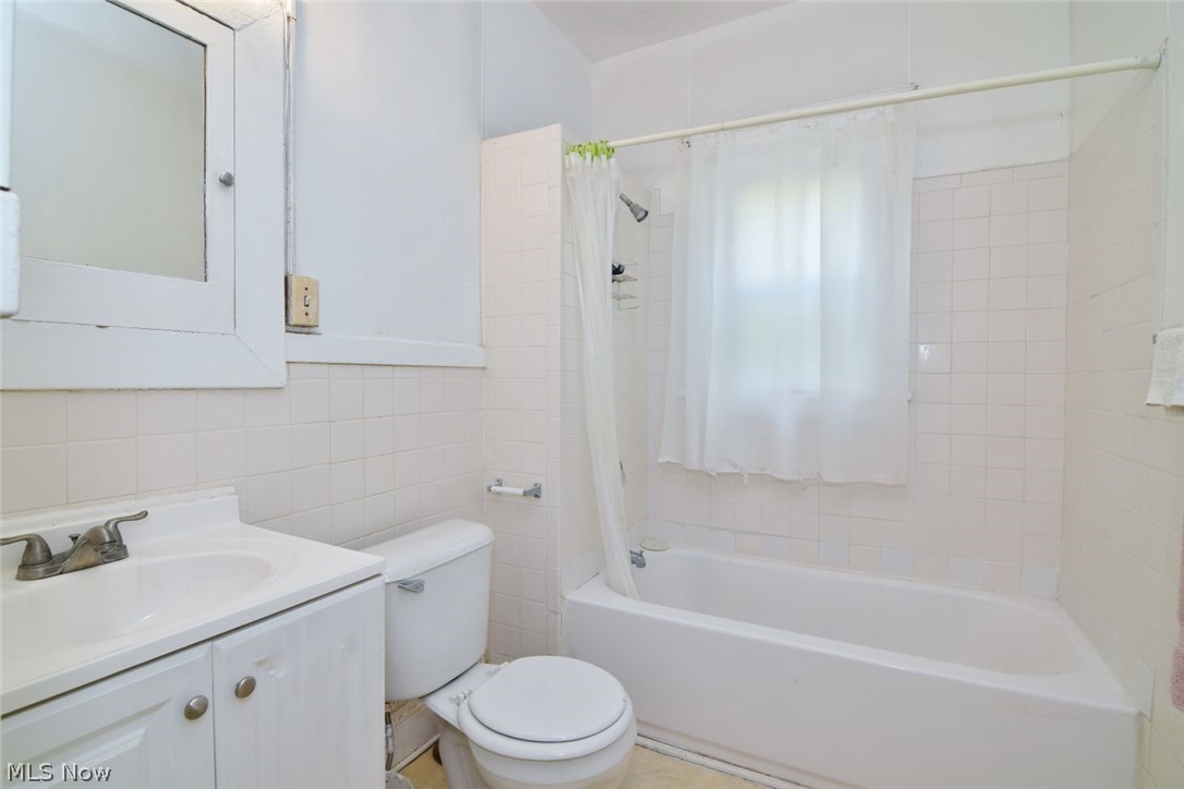 3408 Desota Avenue Cleveland Heights OH 44118