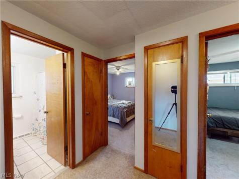1187 Bonnie Lane Mayfield Heights OH 44124