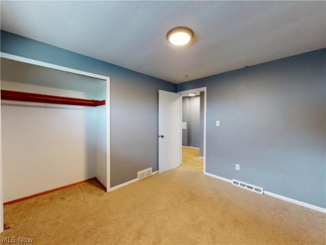 1187 Bonnie Lane Mayfield Heights OH 44124